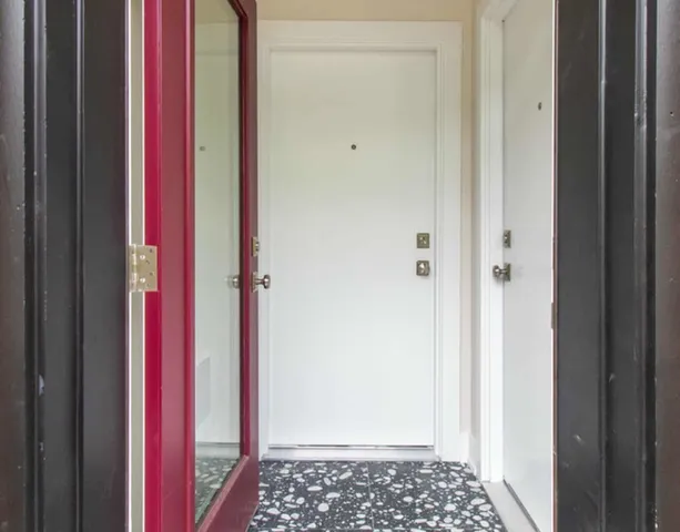 $2,400 | 507 East 60th Street, Unit 1, Chicago, IL 60637