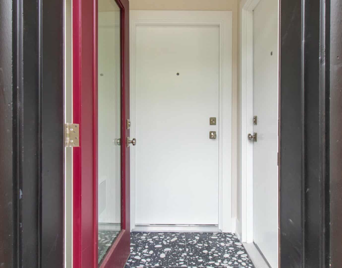 507 East 60th Street, Unit 1 Chicago, IL 60637 - Photo 3 of 15