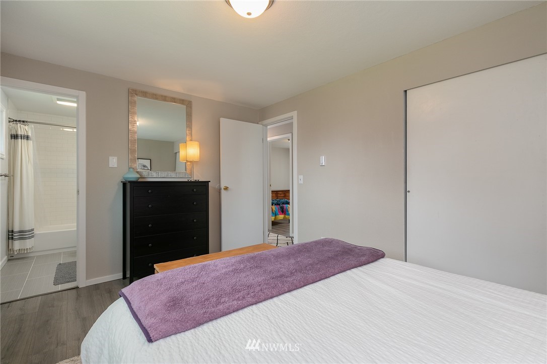 628 212th Street Southwest Bothell, WA 98021 - Photo 13 of 18