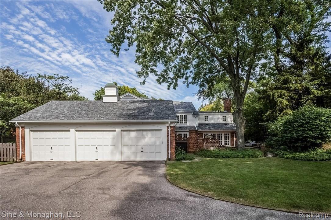 157 Kenwood Road Grosse Pointe, MI 48236 - Photo 70 of 84 070-Rear_View-3257631-medium.jpg