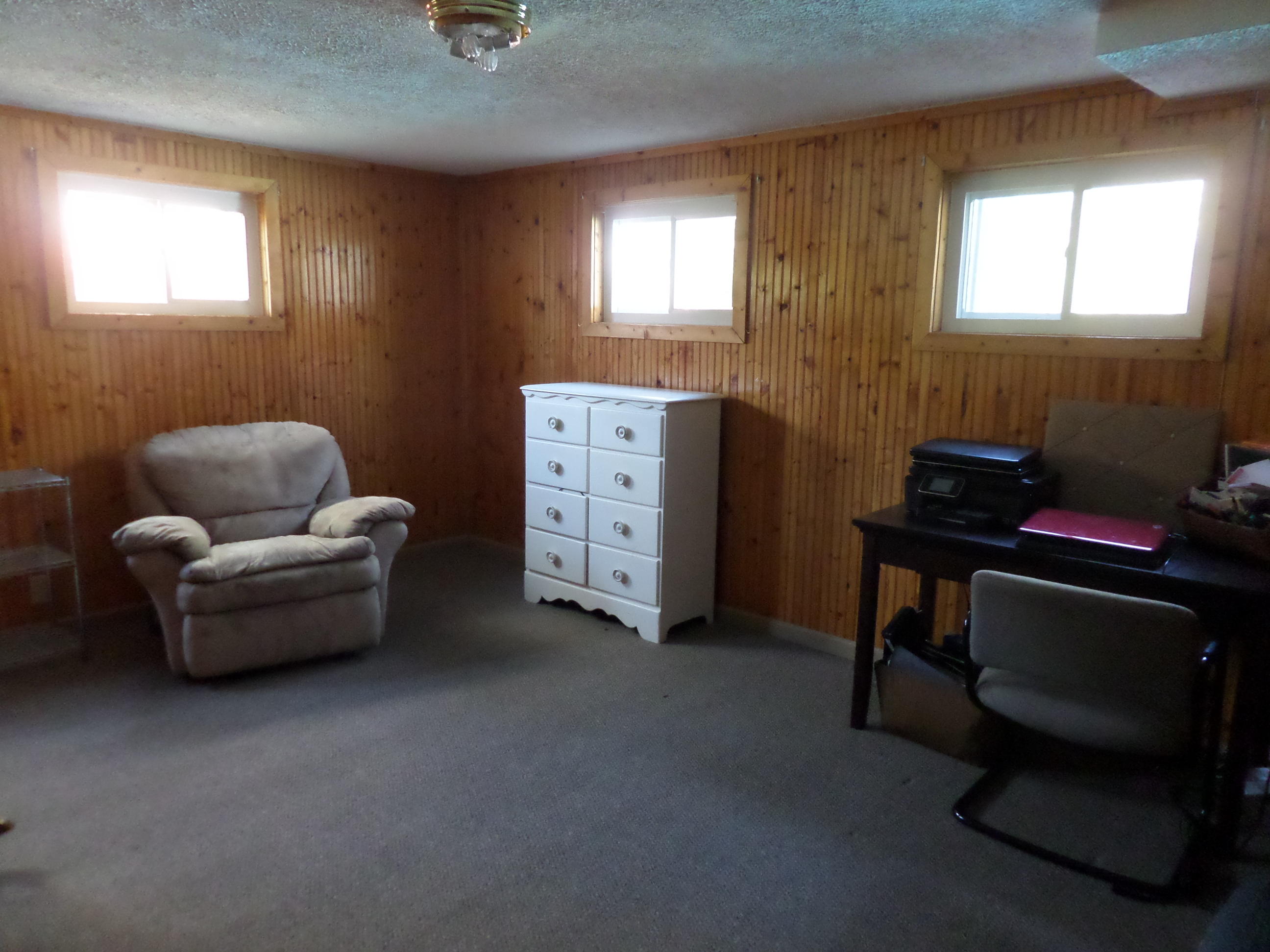 138 Kentucky Avenue Oak Ridge, TN 37830 - Photo 18 of 28 Family Room1