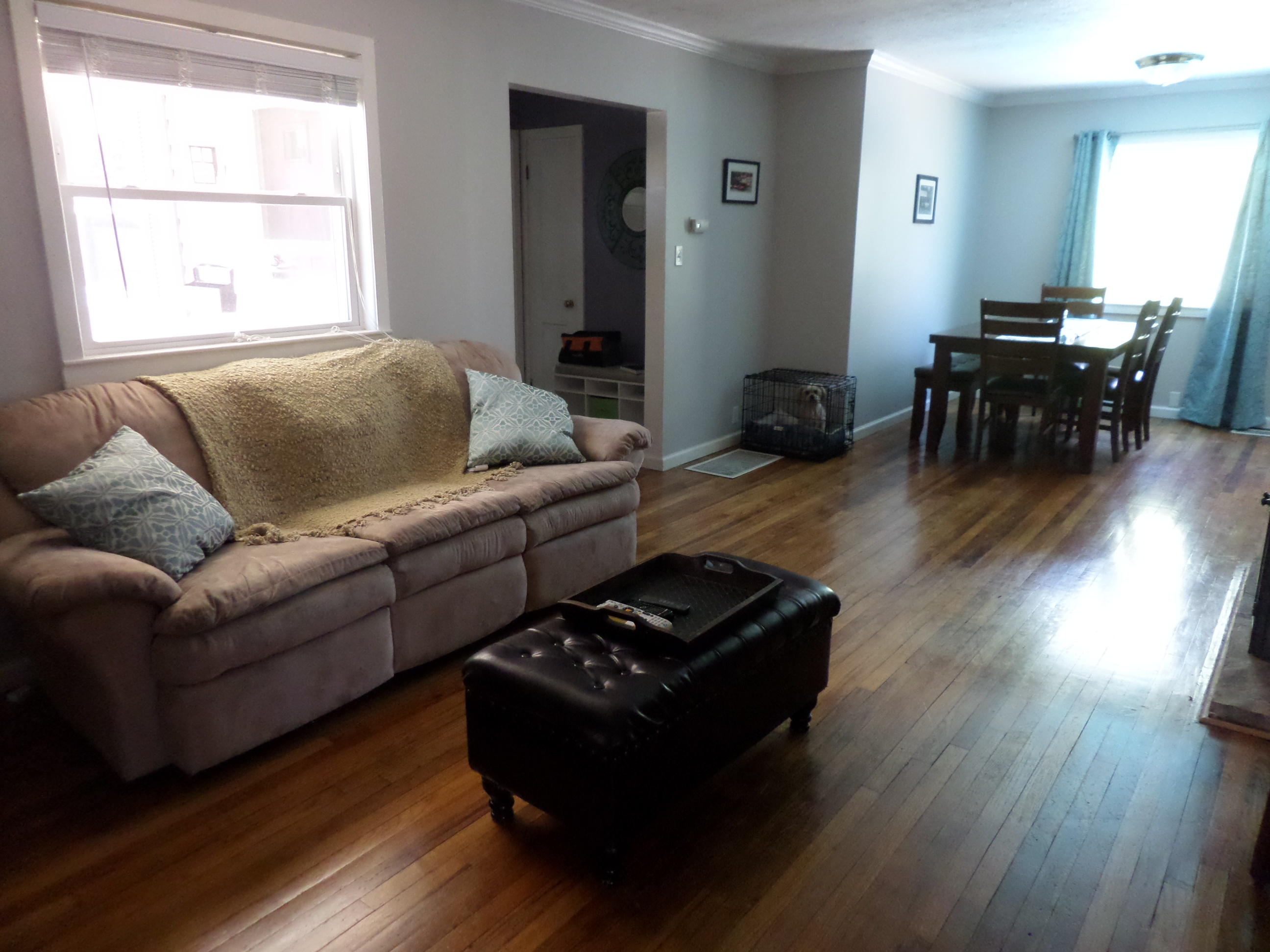 138 Kentucky Avenue Oak Ridge, TN 37830 - Photo 8 of 28 Living room 2
