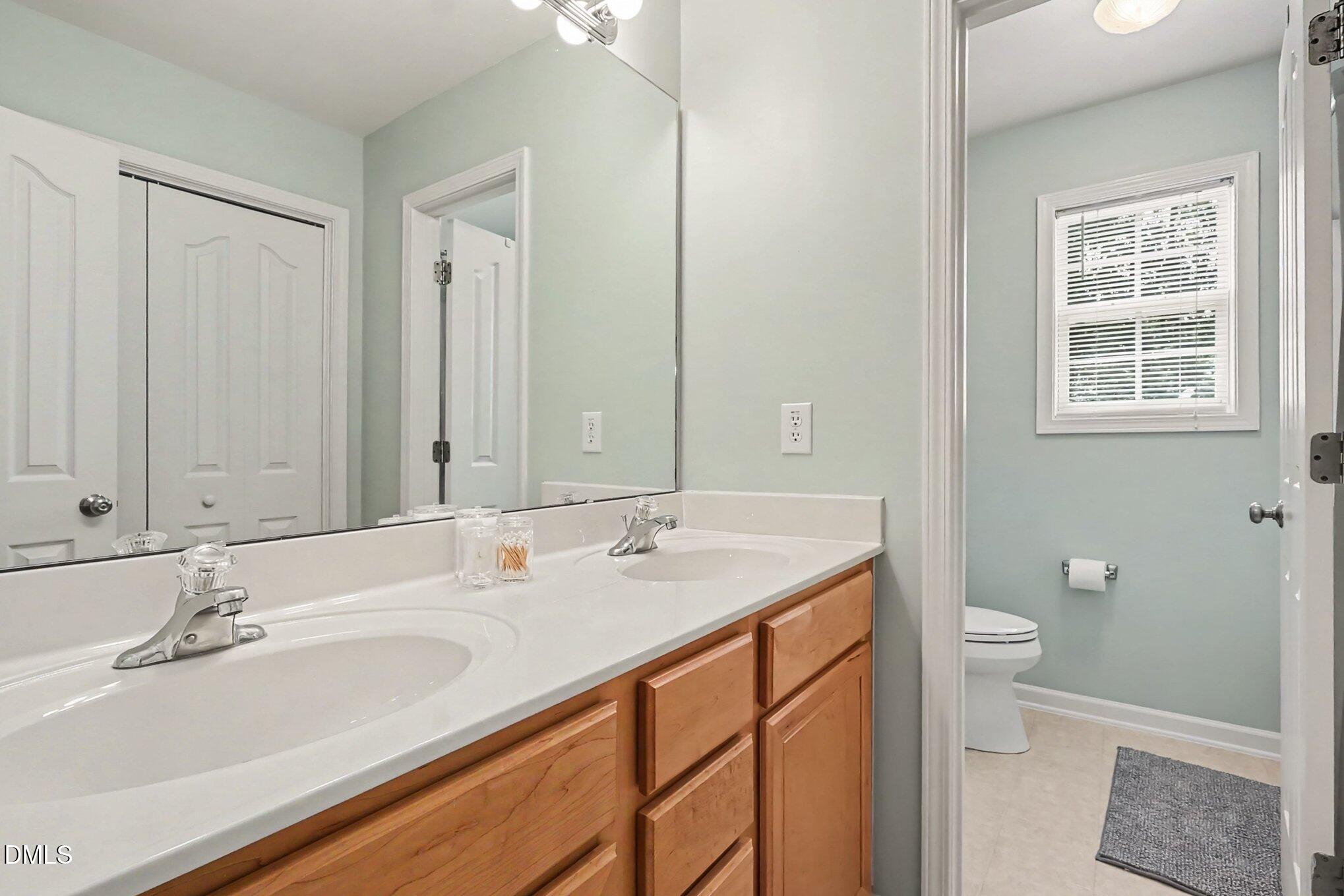 8417 Dunnington Circle Raleigh, NC 27613 - Photo 28 of 40 025_file_1380