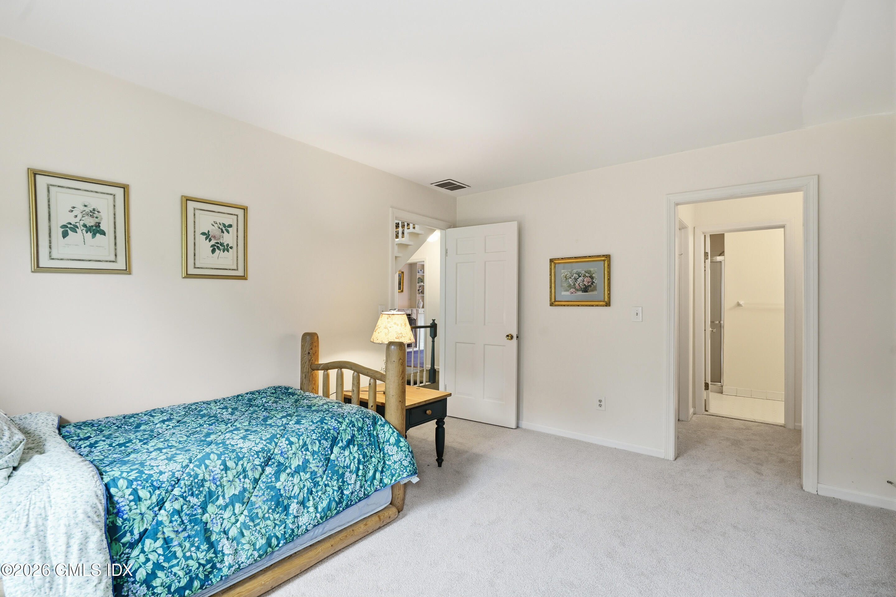 19 Georgetowne North, Unit 19 Greenwich, CT 06831 - Photo 15 of 29 15 - DSC00052_1