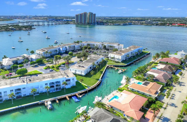 $12,500 | 1030 Sugar Sands Boulevard, Unit 267, Singer Island, FL 33404