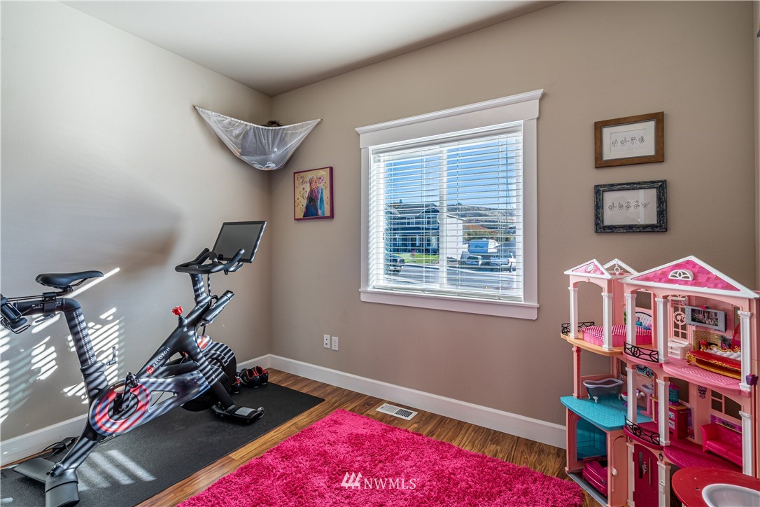 127 Summer Breeze Road Manson, WA 98831 - Photo 3 of 25 Gallery Image 3