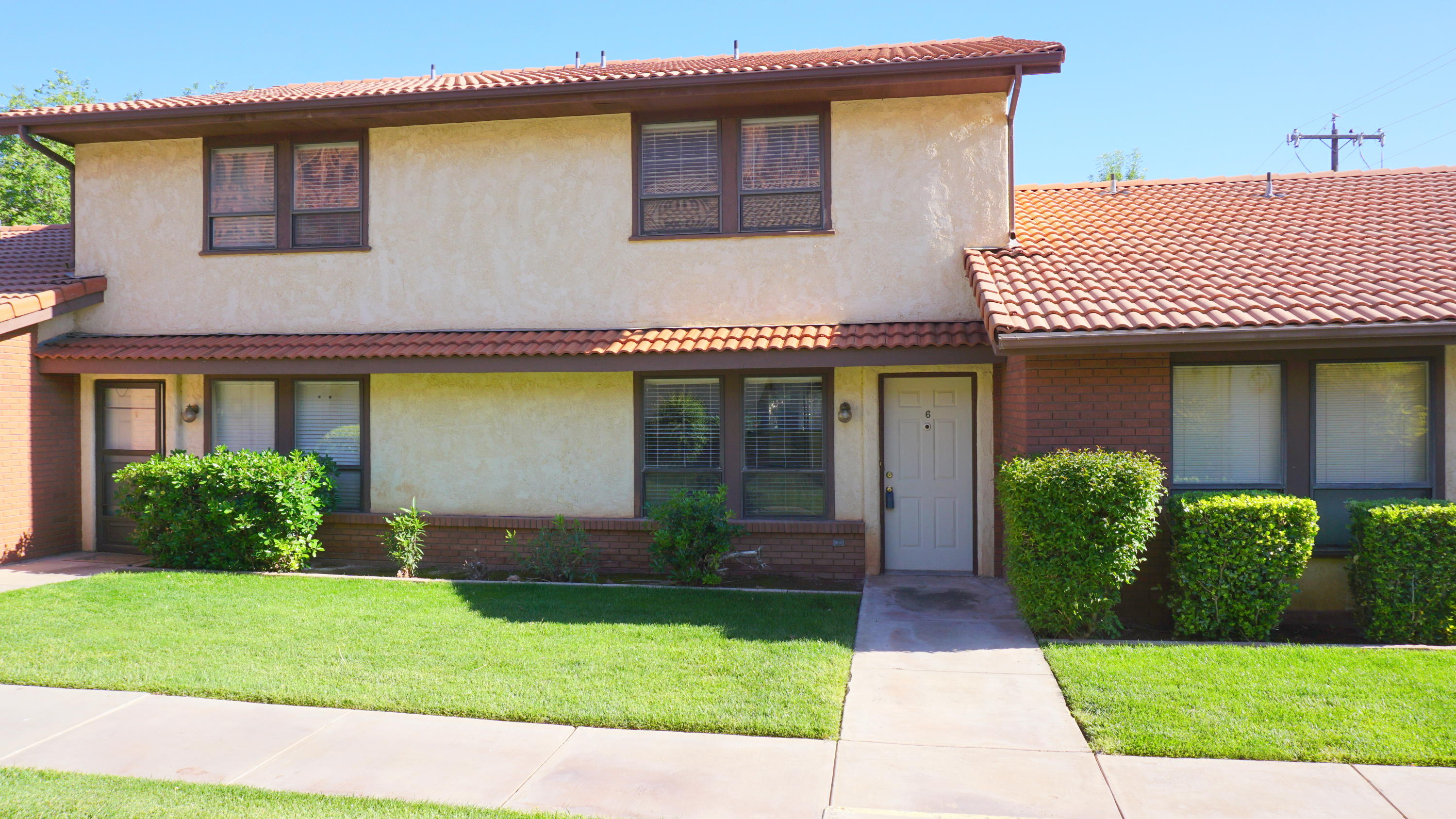550 West 600 North, Unit 6 St. George, UT 84770 - Photo 1 of 1 Front