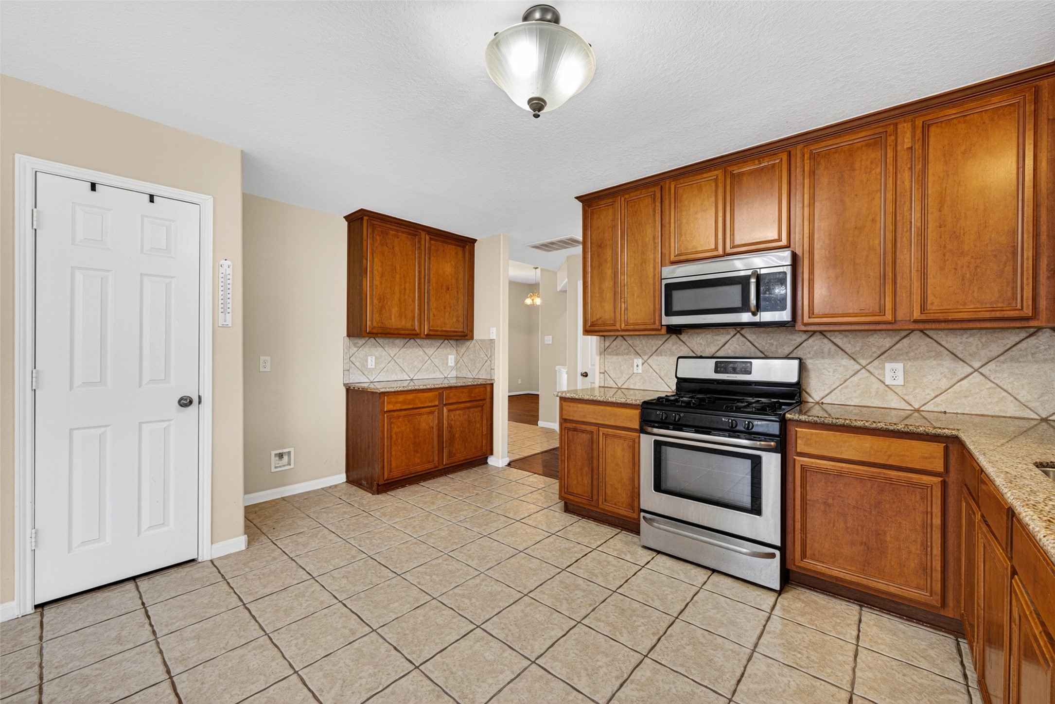25215 Spring Iris Lane Katy, TX 77494 - Photo 12 of 46