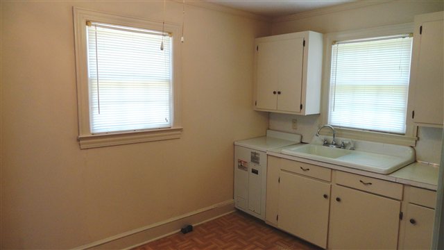 405 State Rd S-4-203 Belton, SC 29627 - Photo 5 of 20
