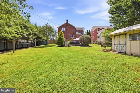 $329,900 | 801 Terwood Road, Drexel Hill, PA 19026