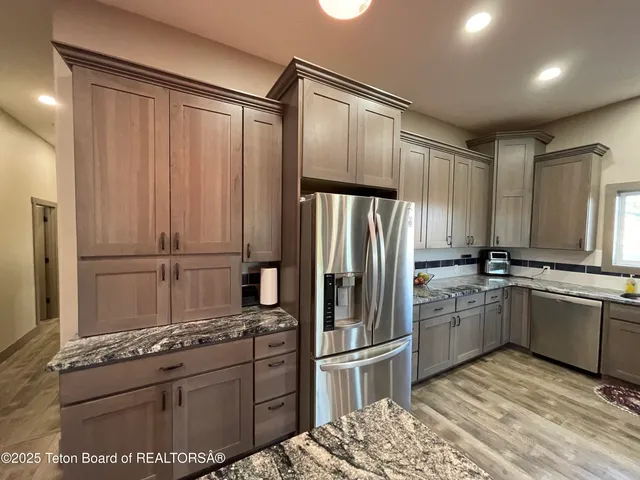 $699,900 | 330 Collett Avenue, Cokeville, WY 83114