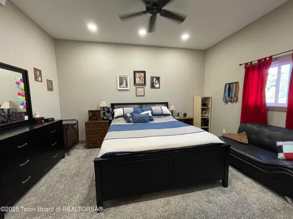 $699,900 | 330 Collett Avenue, Cokeville, WY 83114