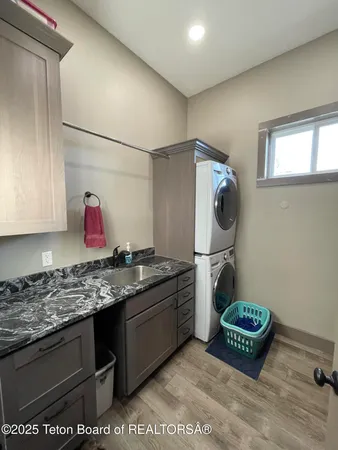 $699,900 | 330 Collett Avenue, Cokeville, WY 83114