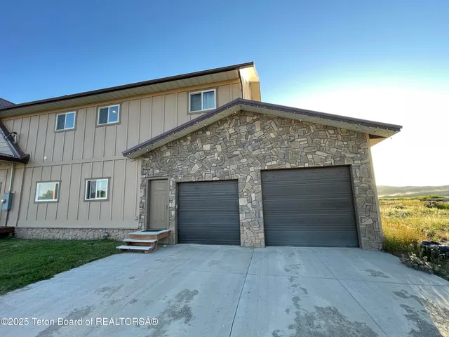 $699,900 | 330 Collett Avenue, Cokeville, WY 83114