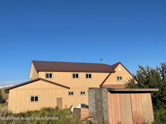 $699,900 | 330 Collett Avenue, Cokeville, WY 83114