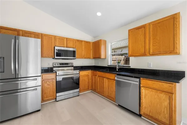 $485,000 | 1240 Vinetree Drive, Brandon, FL 33510