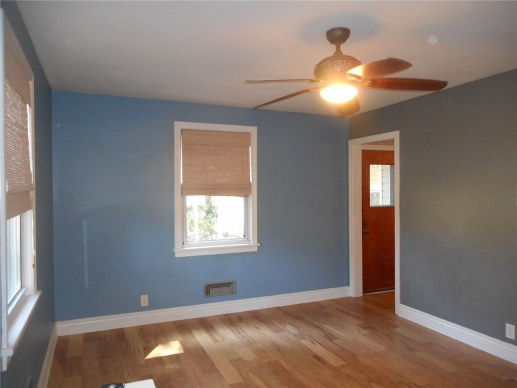 2043 Hulton Road Verona, PA 15147 - Photo 2 of 25 Gallery Image 2