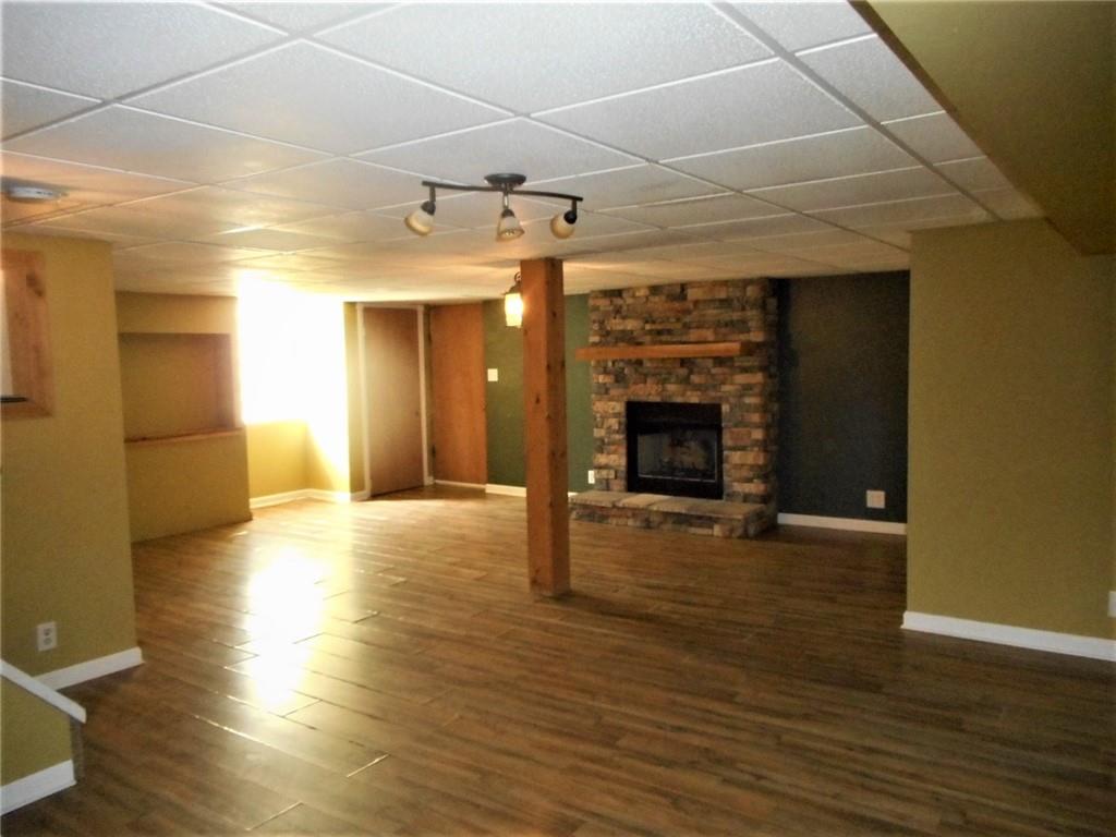 2043 Hulton Road Verona, PA 15147 - Photo 10 of 25 Gallery Image 10