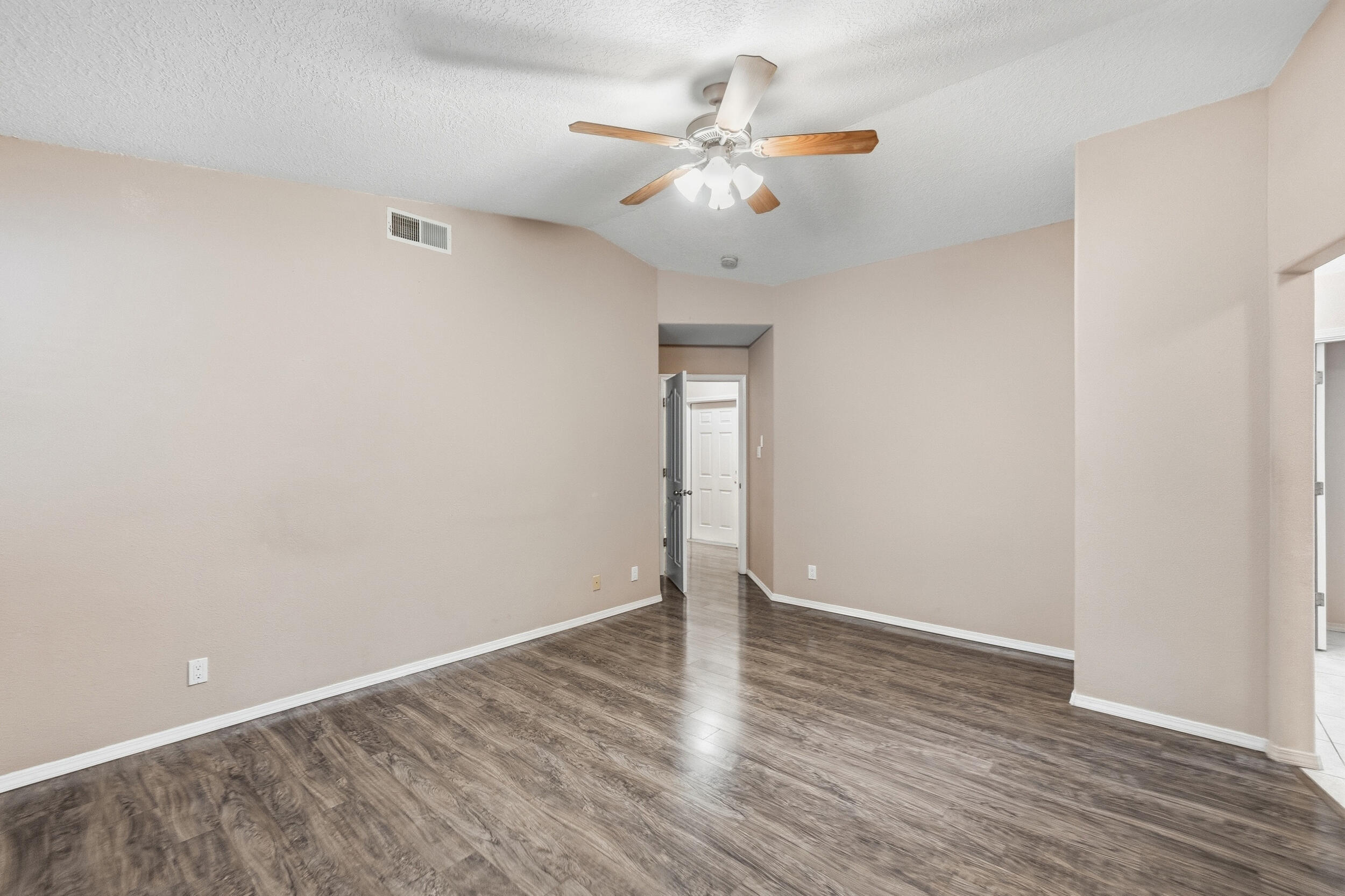 3133 Ashkirk Loop Southeast Rio Rancho, NM 87124 - Photo 29 of 40 Gallery Image 29