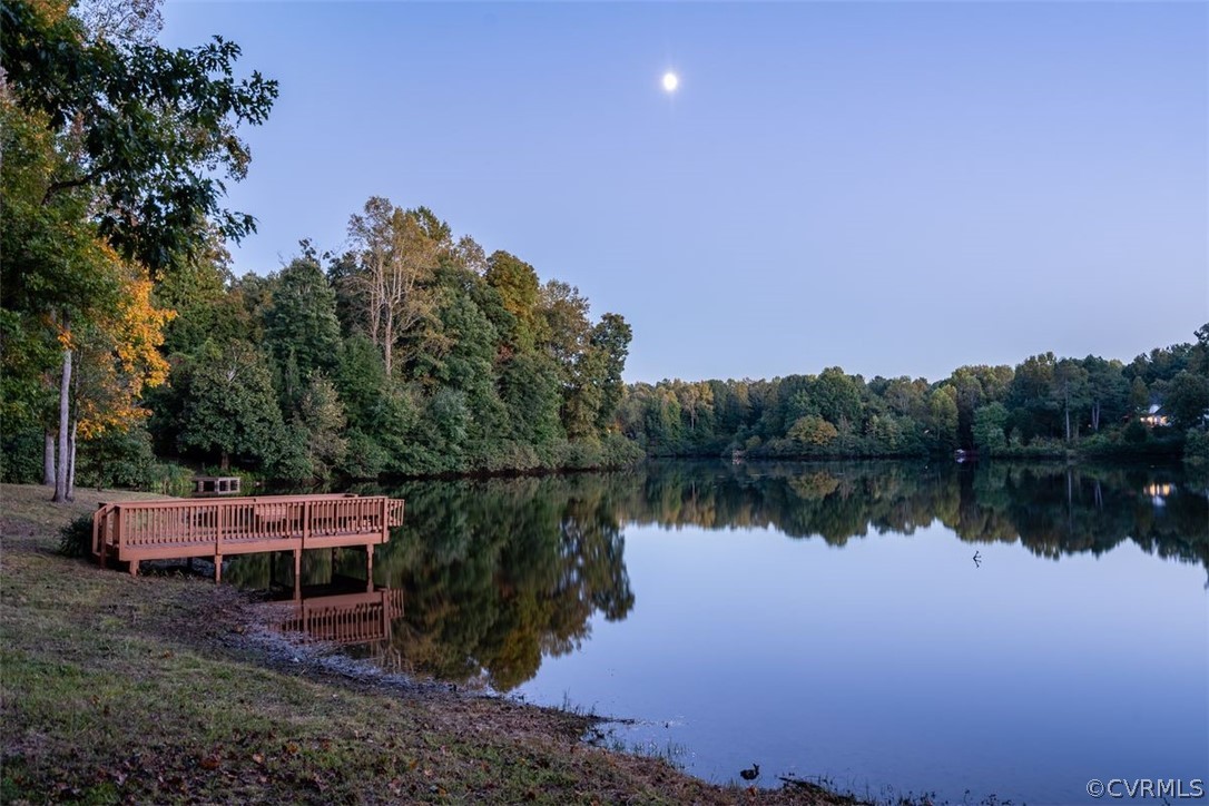11803 Glendevon Road Chesterfield, VA 23838 - Photo 34 of 37 Tie up your kayak or paddle boat on your private pier