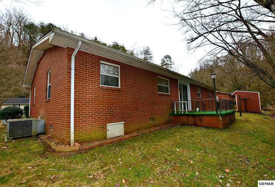 2018 Center Road Pigeon Forge, TN 37863 - Photo 26 of 34 Gallery Image 26