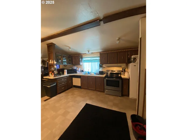 $82,000 | 87860 Territorial Highway, Unit 102, Veneta, OR 97487