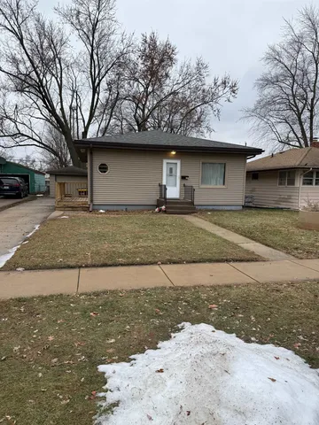 $129,000 | 1504 Barton Boulevard, Rockford, IL 61103