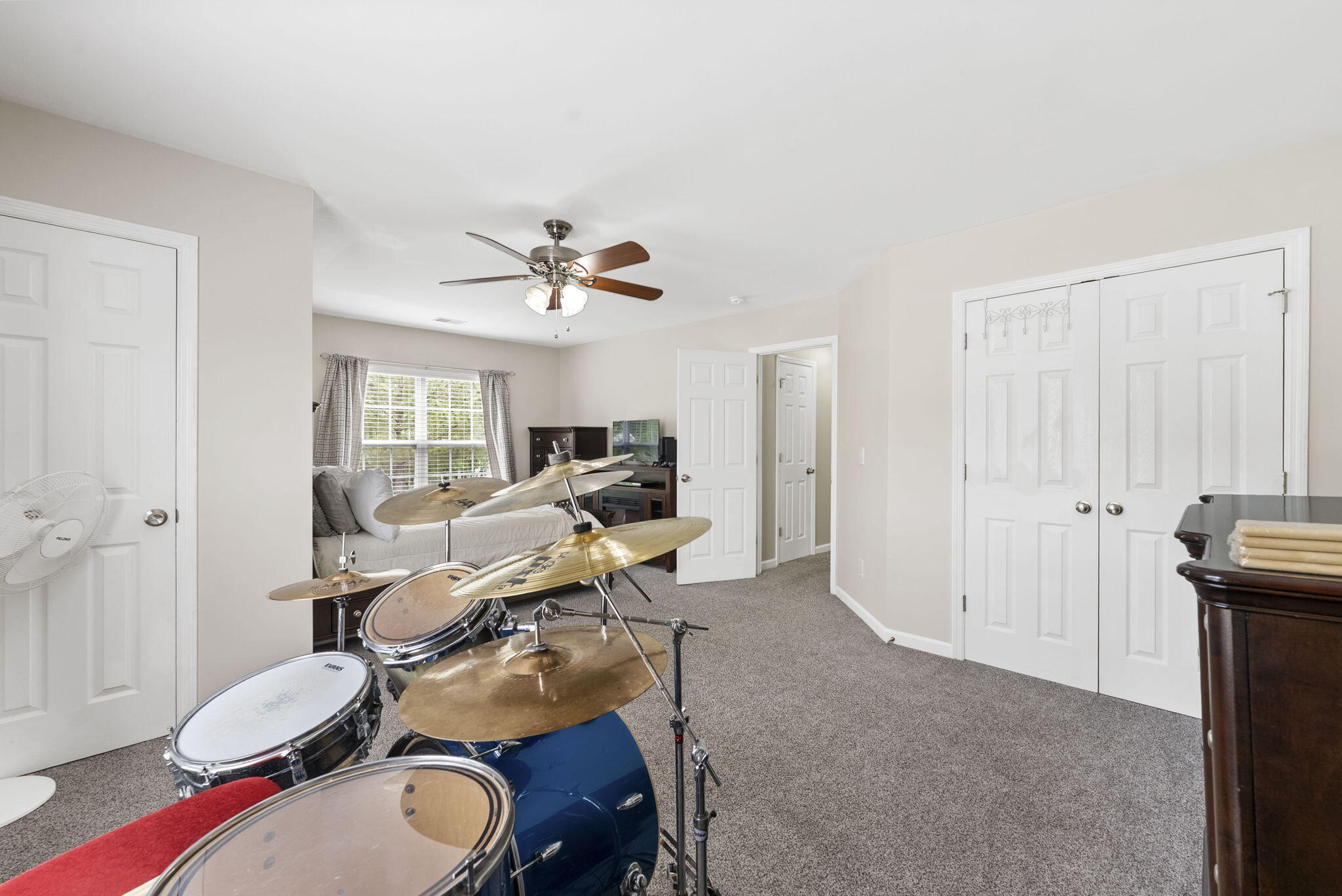 109 Hollytree Circle Ladson, SC 29456 - Photo 22 of 30 30-web-or-mls-BARCLAY MEDIA CO.-6