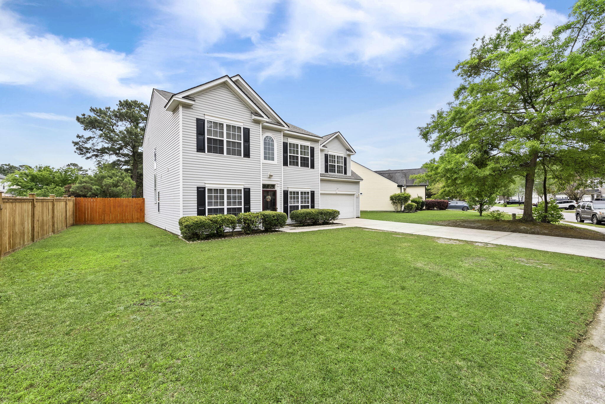 109 Hollytree Circle Ladson, SC 29456 - Photo 27 of 30 2-web-or-mls-BARCLAY MEDIA CO.-37