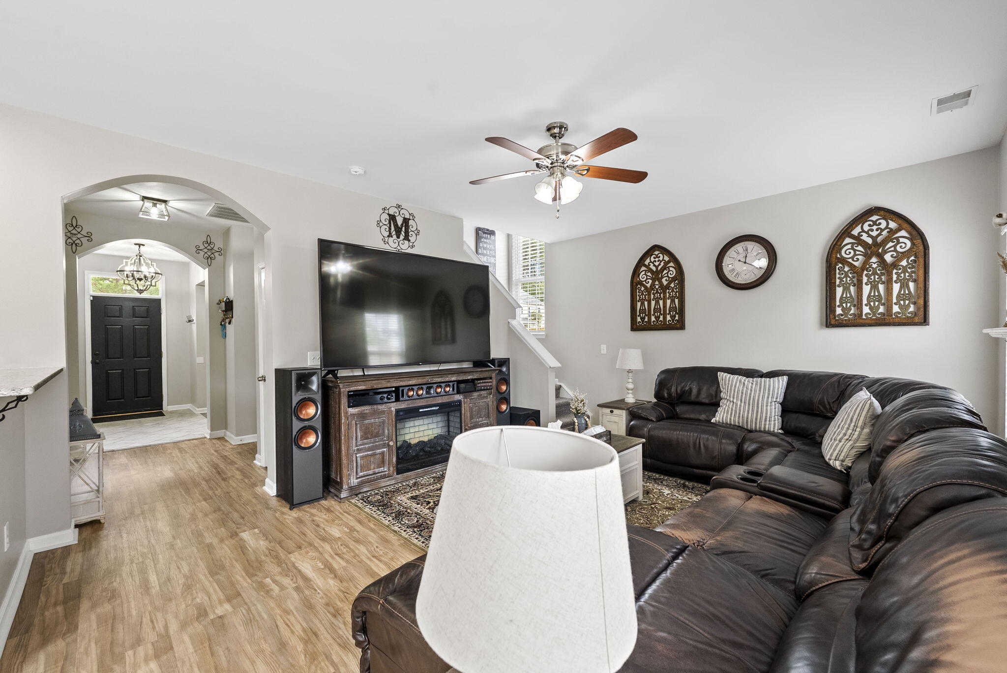 109 Hollytree Circle Ladson, SC 29456 - Photo 7 of 30 7-web-or-mls-BARCLAY MEDIA CO.-26