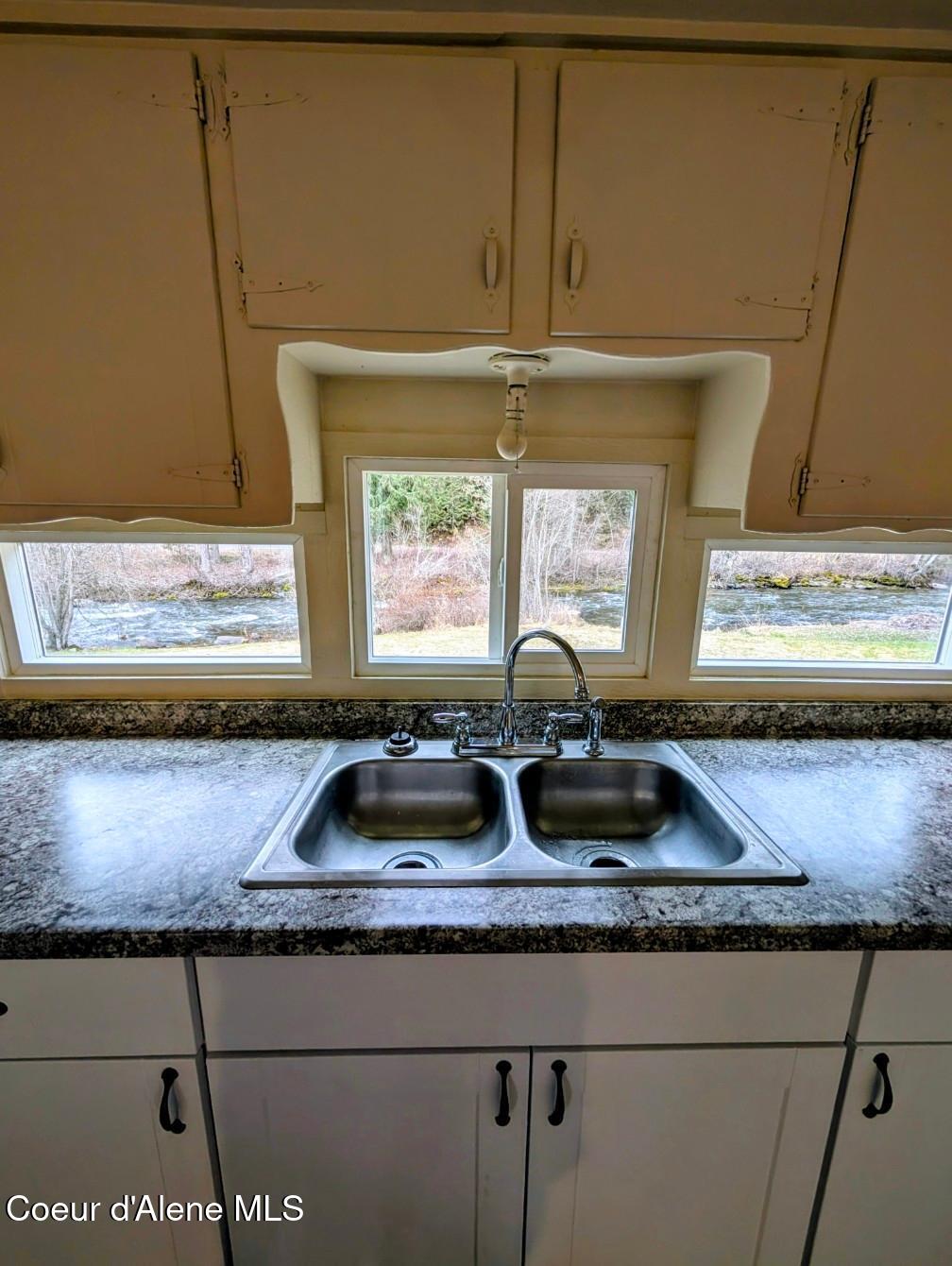 168 Wisdom Quest Road Bonners Ferry, ID 83805 - Photo 2 of 19 Dishes with a view