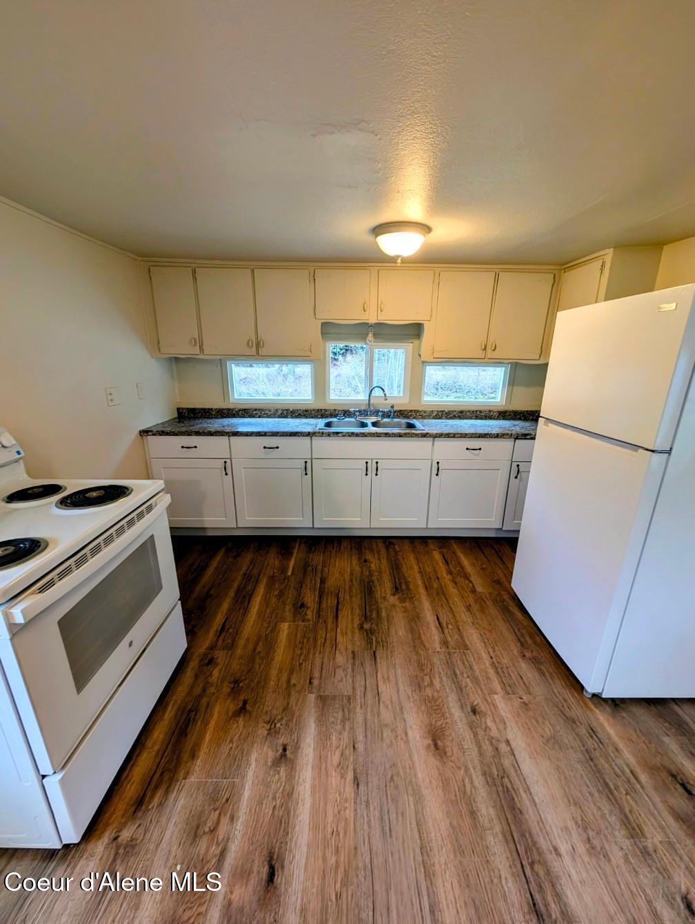 168 Wisdom Quest Road Bonners Ferry, ID 83805 - Photo 6 of 19 New counter tops