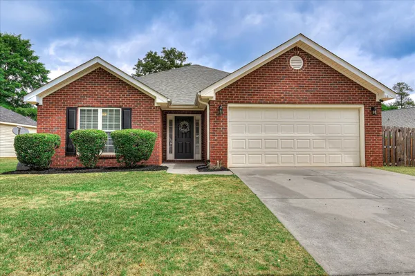 $255,000 | 135 Firethorn Drive, North Augusta, SC 29860