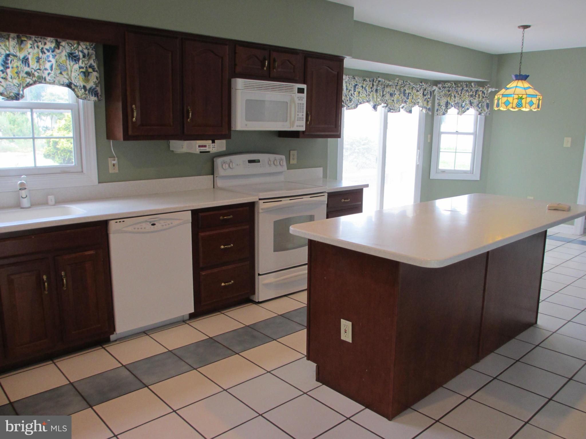 8514 Indian Springs Road Frederick, MD 21702 - Photo 14 of 30 Kitchen