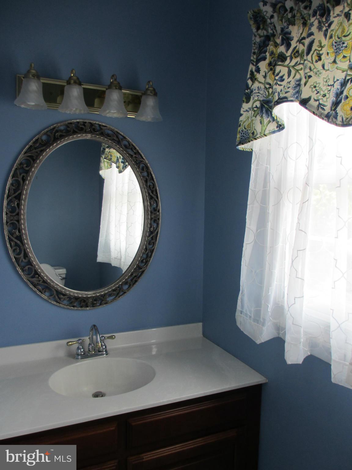 8514 Indian Springs Road Frederick, MD 21702 - Photo 15 of 30 Bath