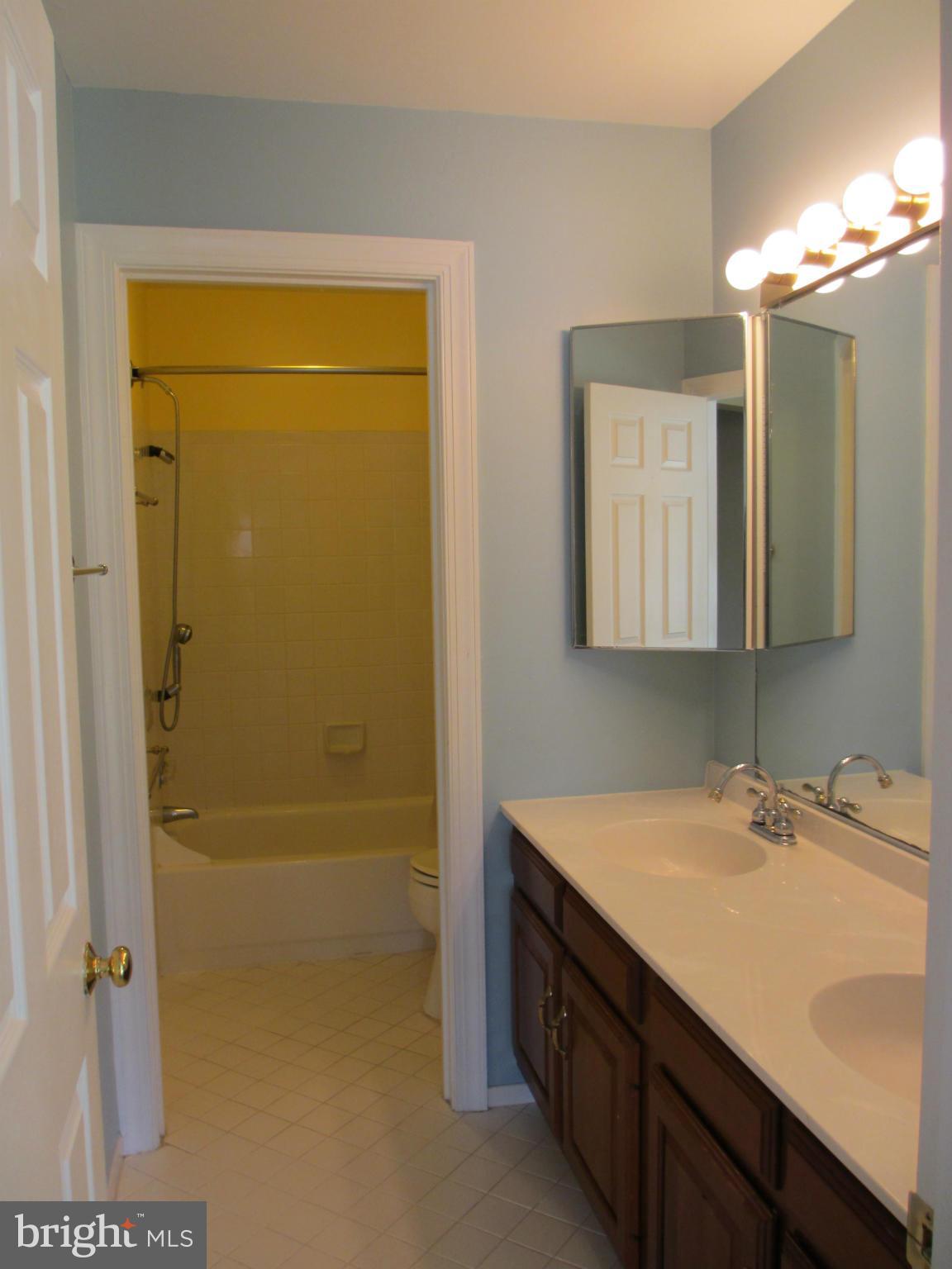 8514 Indian Springs Road Frederick, MD 21702 - Photo 25 of 30 Bath