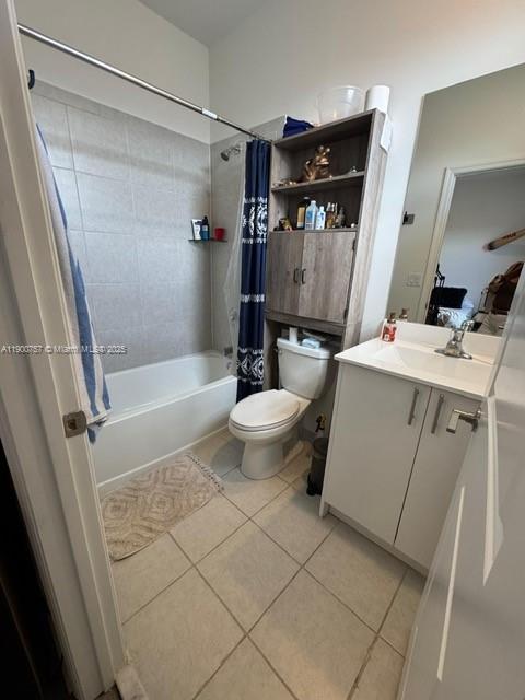 13241 Southwest 285th Street Homestead, FL 33033 - Photo 12 of 14 a bathroom with a sink a toilet and a shower