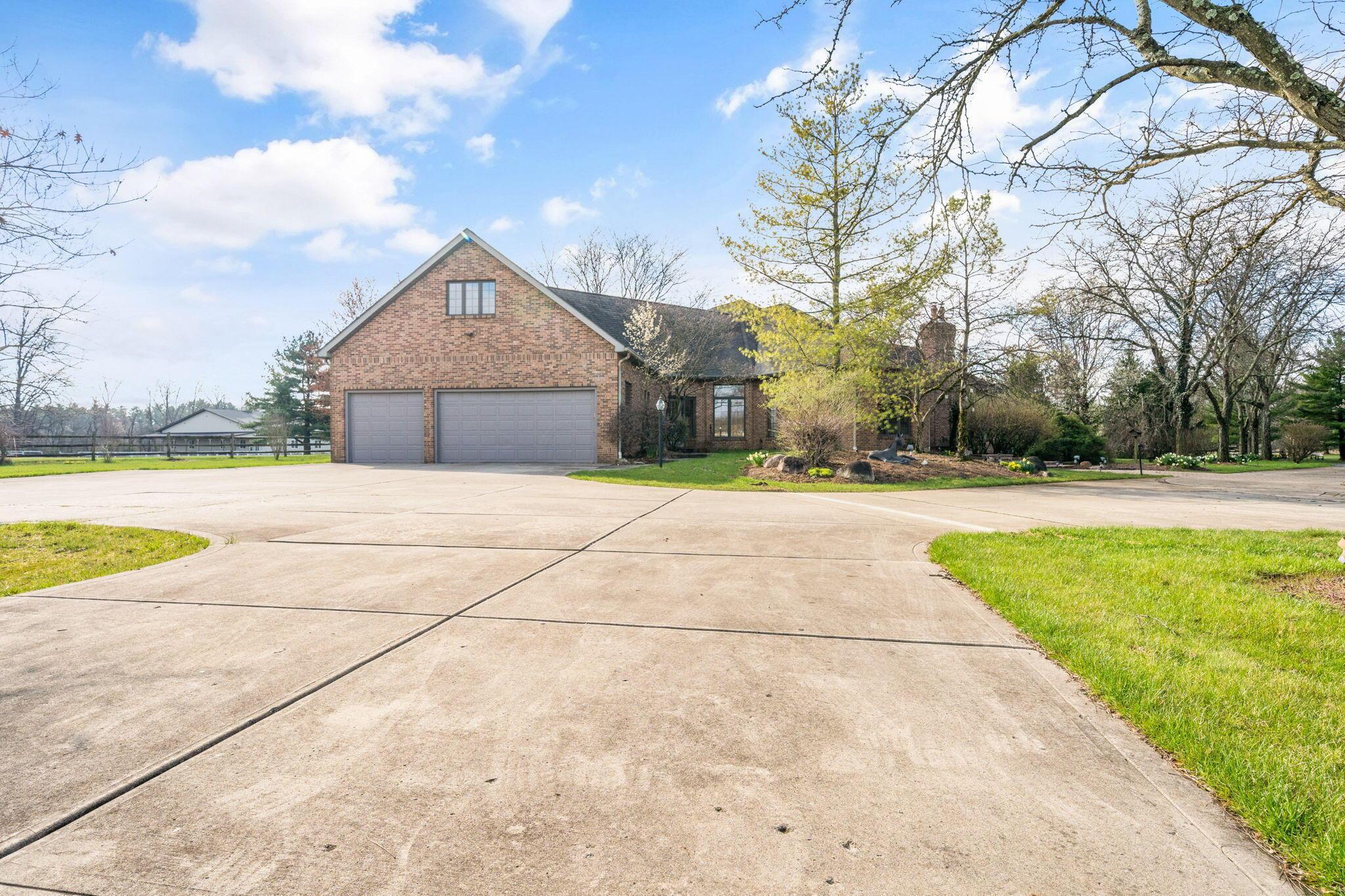 3450 Mann Road Blacklick, OH 43004 - Photo 95 of 134 Front Exterior