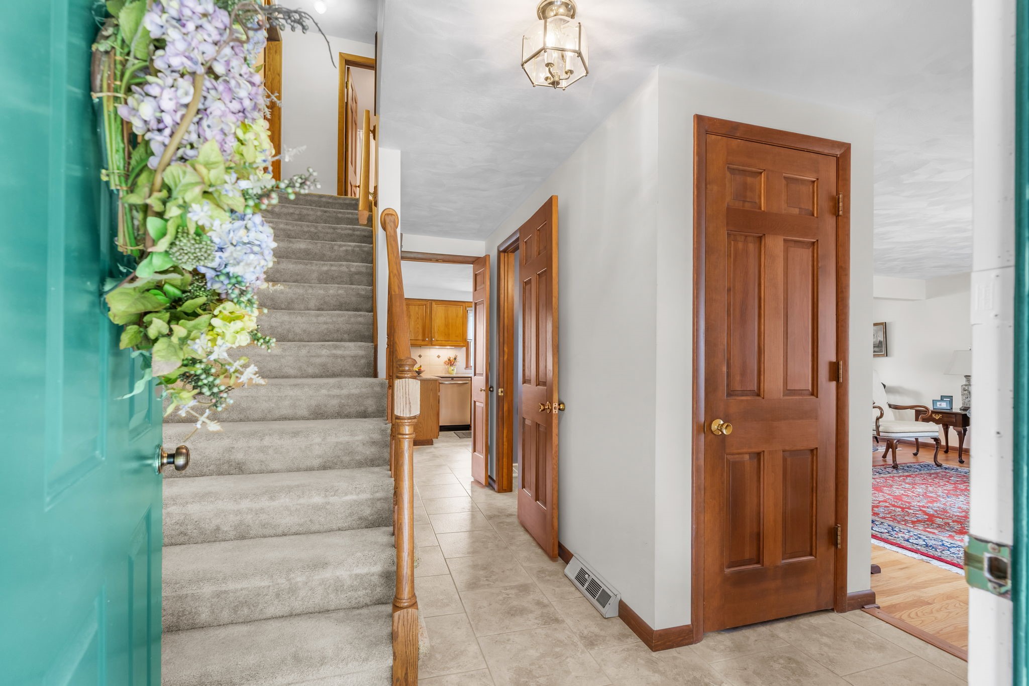 624 Rano Boulevard Vestal, NY 13850 - Photo 4 of 37