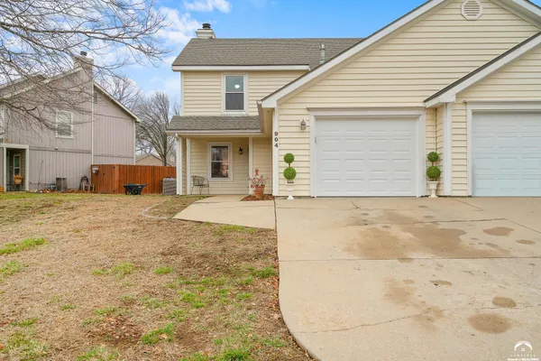 $264,900 | 904 Christie Court, Lawrence, KS 66049