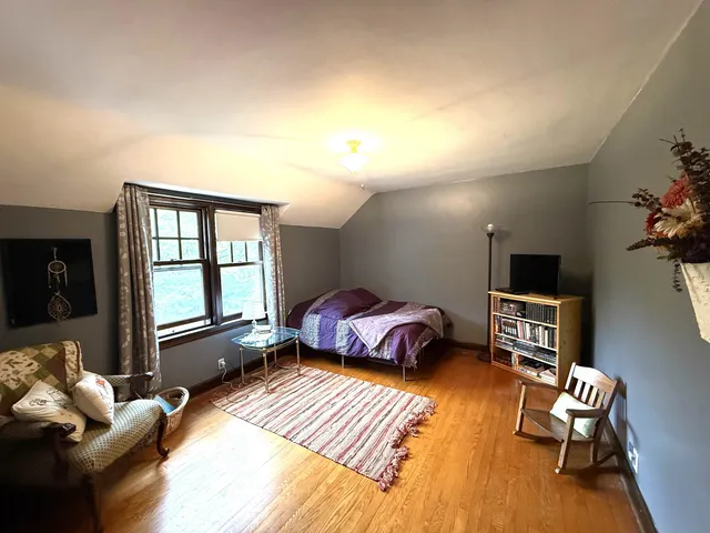 $369,500 | 364 State Street, Marinette, WI 54143