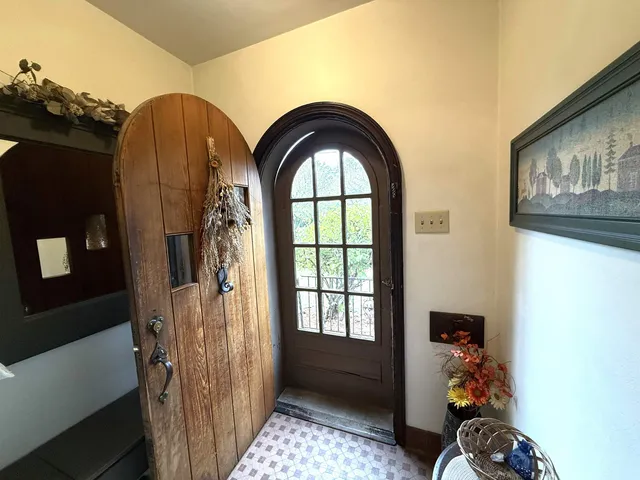 $369,500 | 364 State Street, Marinette, WI 54143