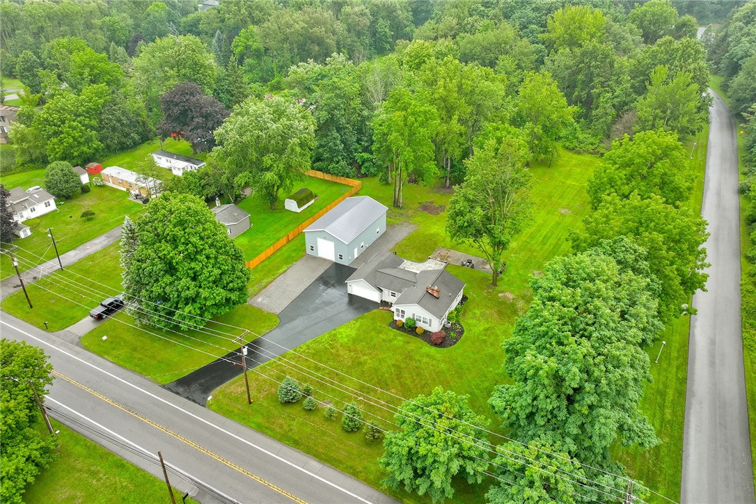 7725 Victor Mendon Road Victor, NY 14564 - Photo 4 of 50
