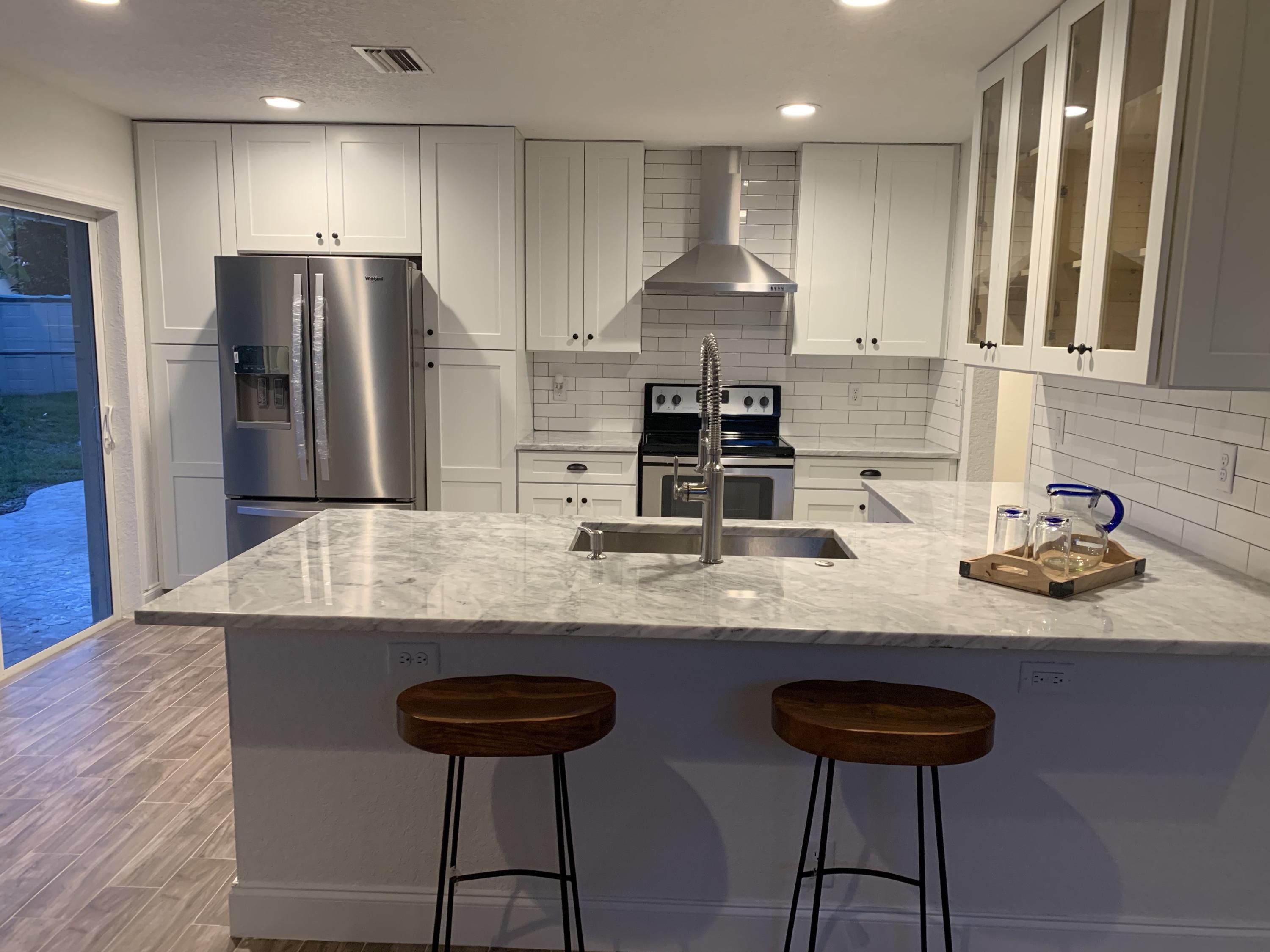 8944 Escondido Way East Boca Raton, FL 33433 - Photo 4 of 33 mzeaMLOxQTieuylBLC%RZQ