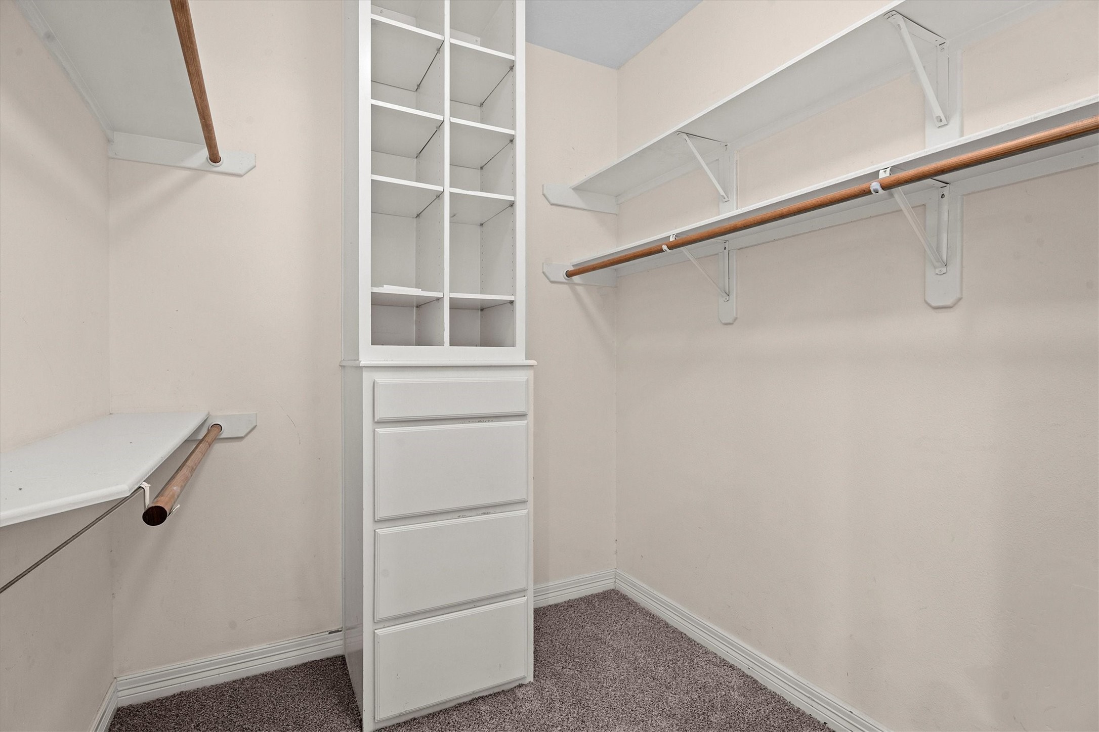 14914 Codys Run Cypress, TX 77429 - Photo 20 of 44 a view of walk in closet