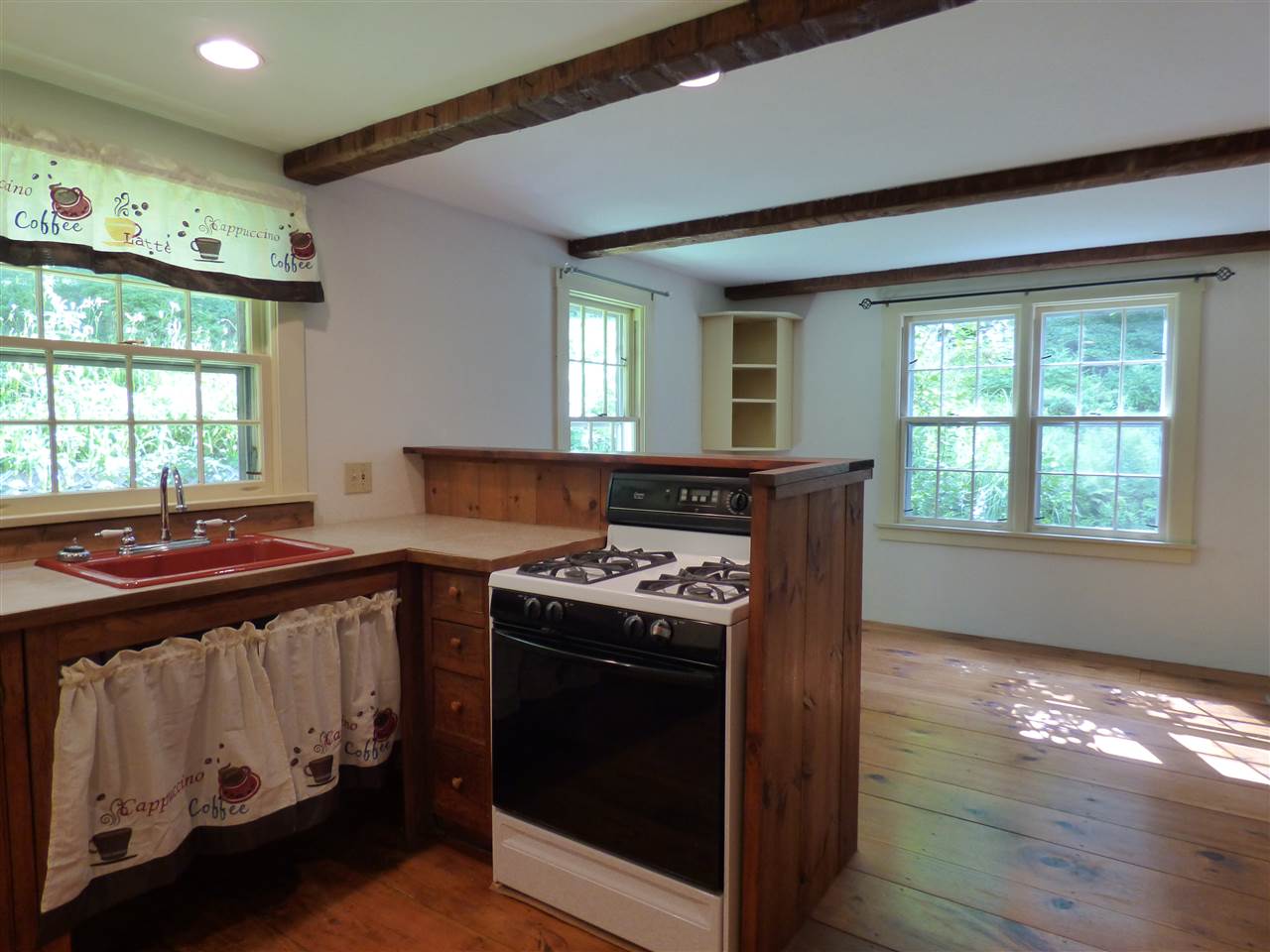 112 Chester Hill Road Grafton, VT 05146 - Photo 8 of 29 Gallery Image 8
