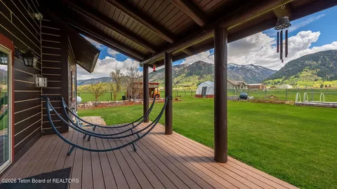 $1,247,000 | 87 Dew Drop Lane, Bedford, WY 83112