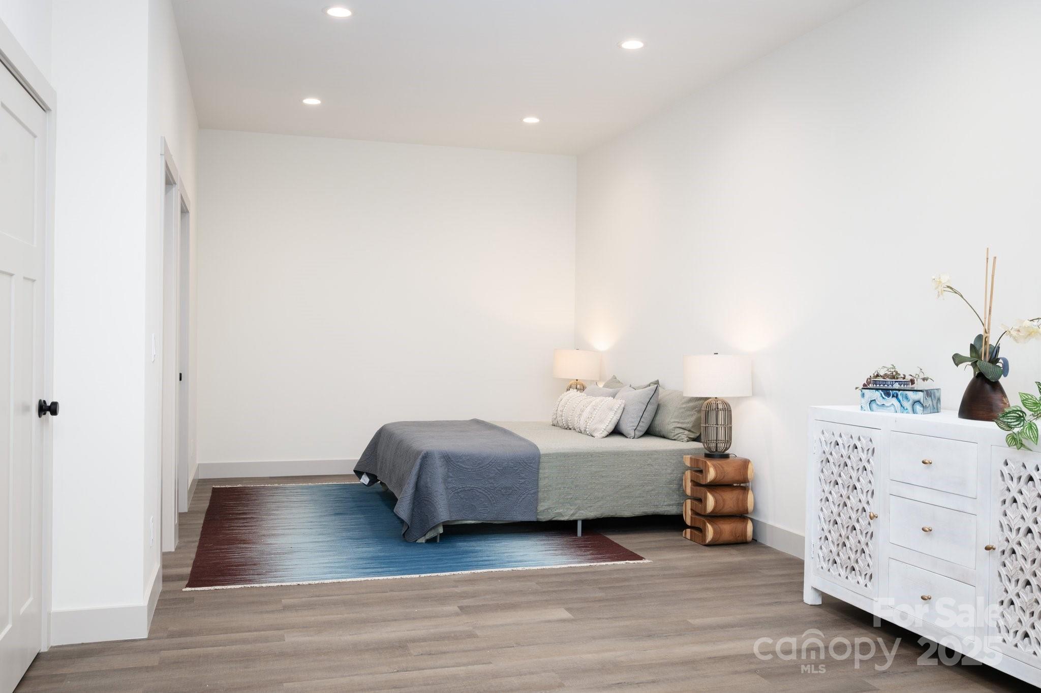 88 Pershing Road Asheville, NC 28805 - Photo 27 of 40 Gallery Image 27