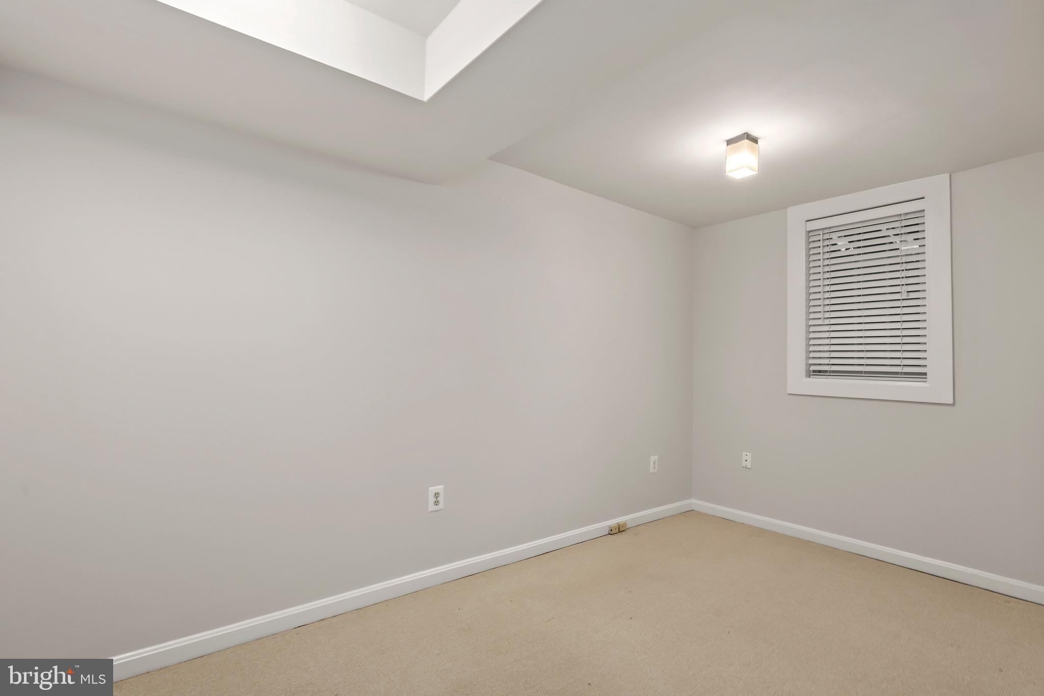 2434 South Walter Reed Drive, Unit 3 Arlington, VA 22206 - Photo 25 of 36