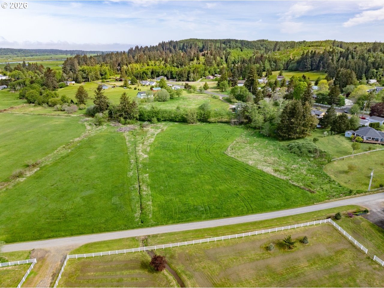 35343 Searls Road Astoria, OR 97103 - Photo 44 of 46